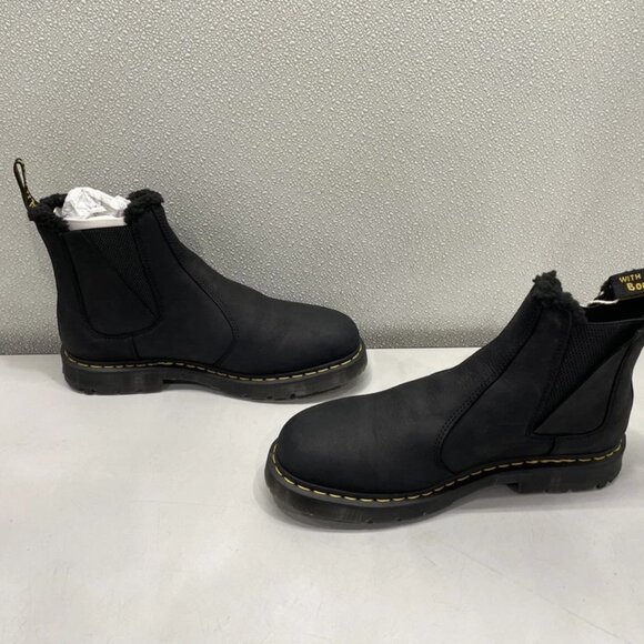 Dr. Martens Chelsea Boots Black Leather main image 7
